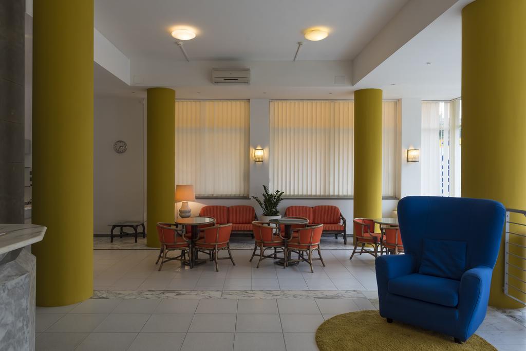 Hotel Flying Пезаро Екстер'єр фото