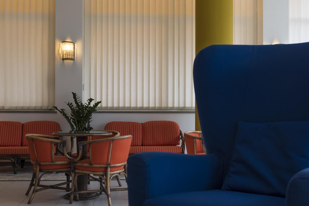 Hotel Flying Пезаро Екстер'єр фото